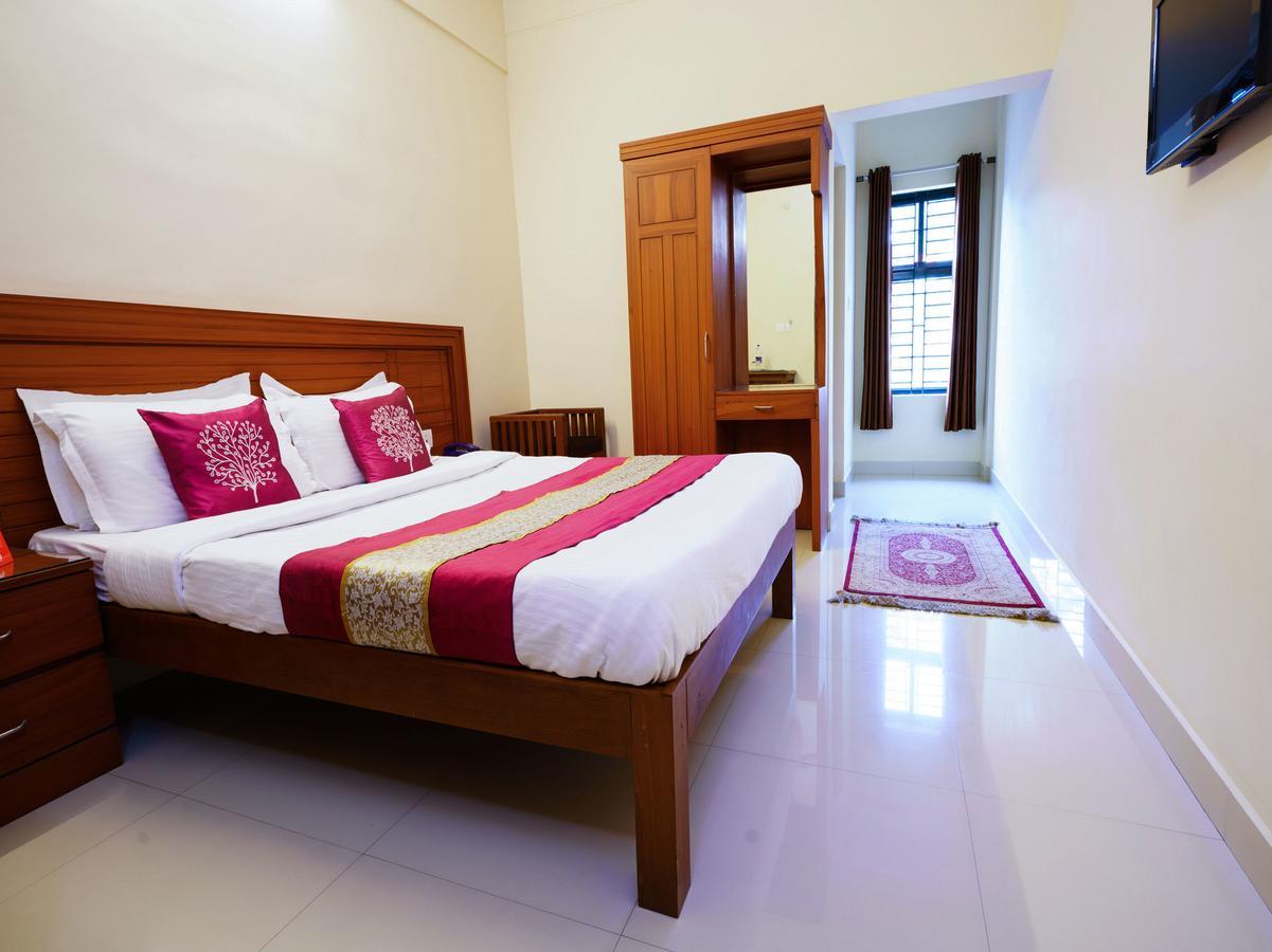 Oyo 9404 Hotel White Fort Mananthavady Exteriör bild