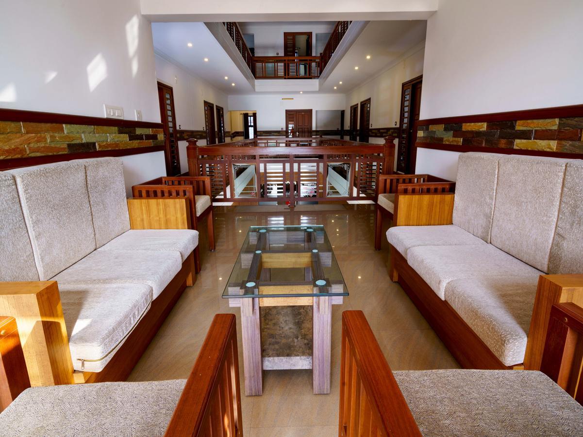 Oyo 9404 Hotel White Fort Mananthavady Exteriör bild